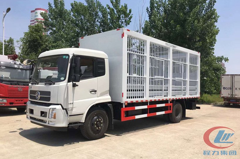 东风天锦6米8运猪车、畜禽运输车侧面图