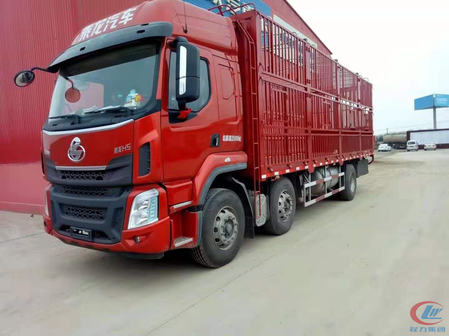 凯时优质运营商东风乘龙H5仓栏式运猪车