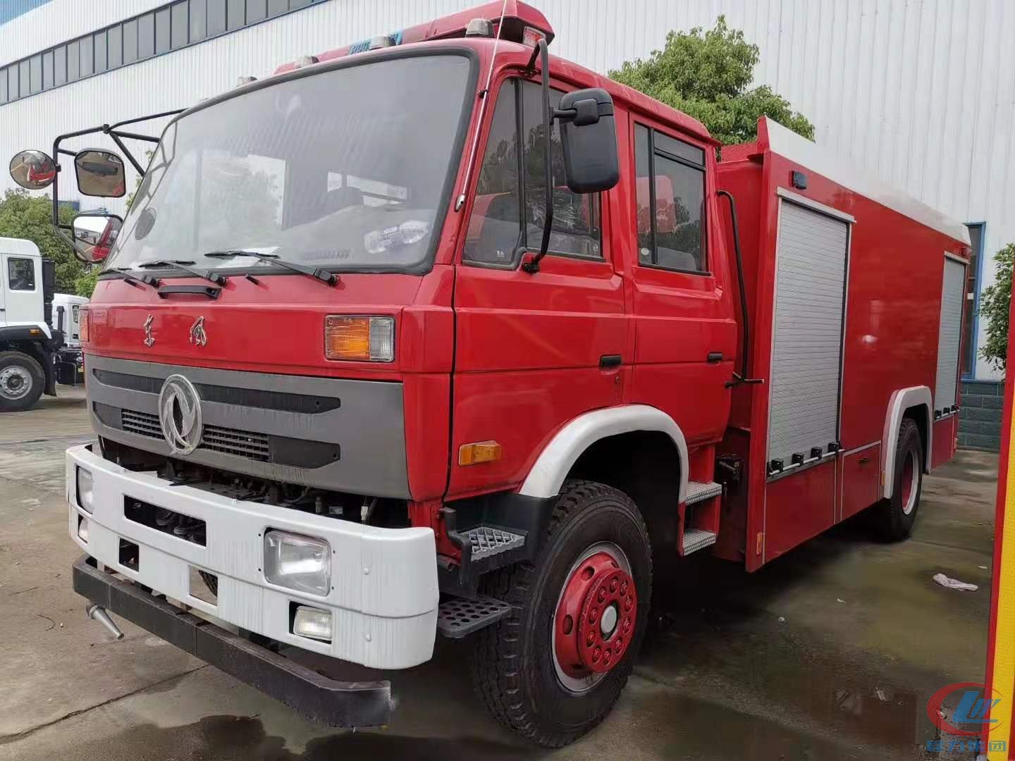 凯时优质运营商专汽东风153水罐消防车