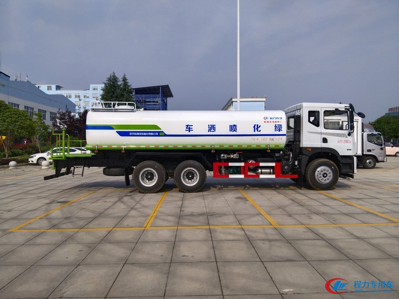 凯时优质运营商集团华神T5后双桥20吨洒水车